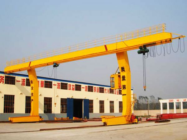 起重機斷電怎么辦,？山東巨人重工機械有限公司為您分析原因及處理方法