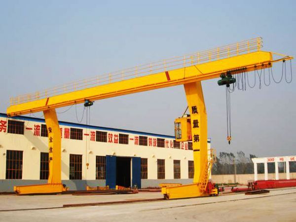 起重機(jī)斷電怎么辦,？山東巨人重工機(jī)械有限公司為您分析原因及處理方法